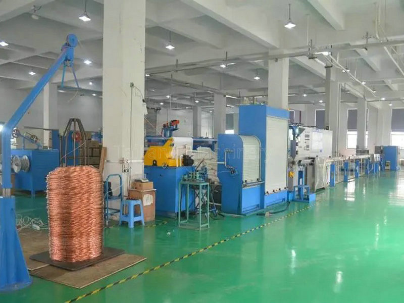 高速串聯(lián)生產(chǎn)線 高速串聯(lián)生產(chǎn)線